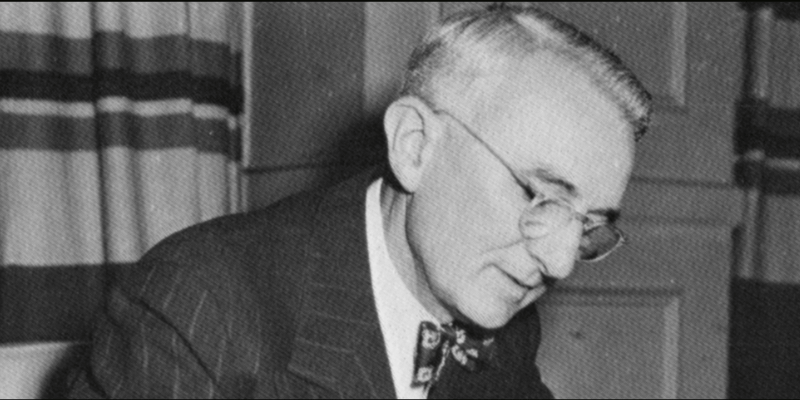 Dale Carnegie, foto a blanco y negro